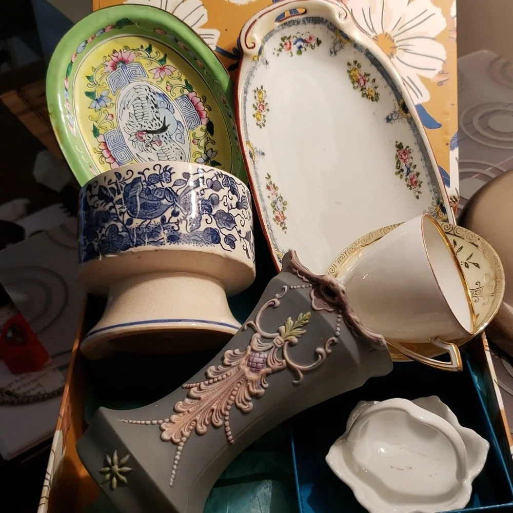 Mystery Estate Sale Tea Room